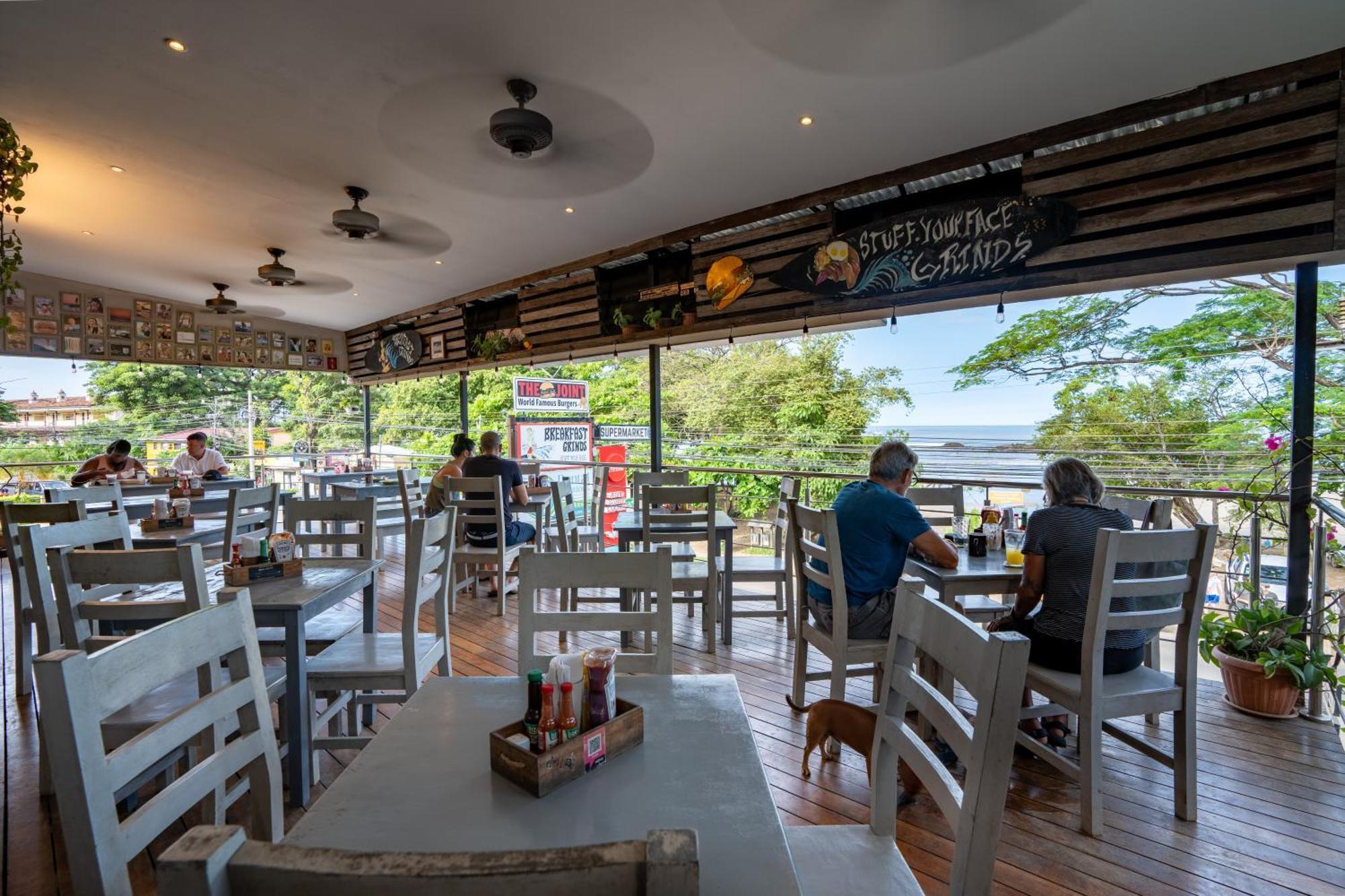 塔马林多 Iguana Surf Camp酒店 外观 照片
