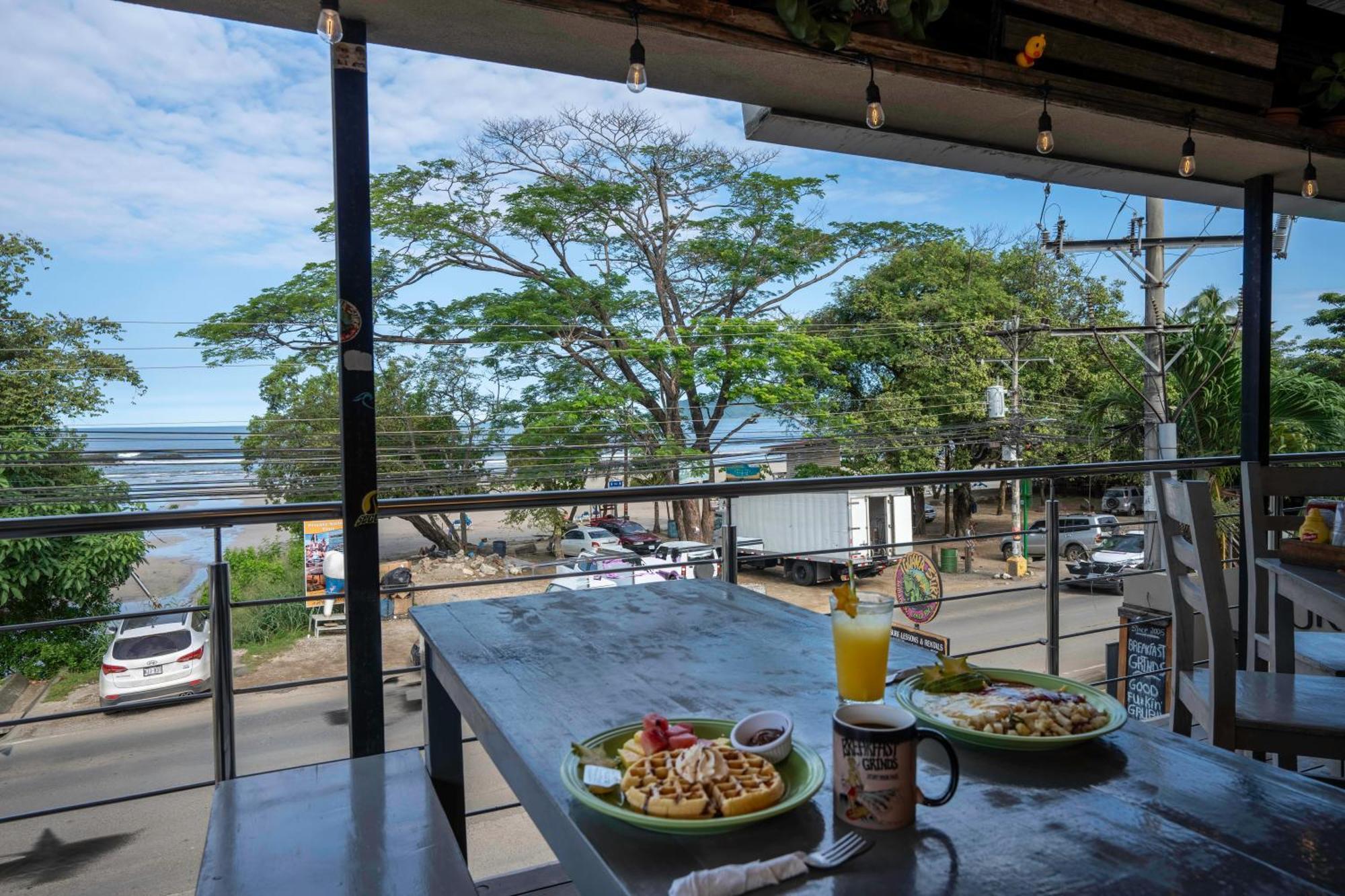 塔马林多 Iguana Surf Camp酒店 外观 照片